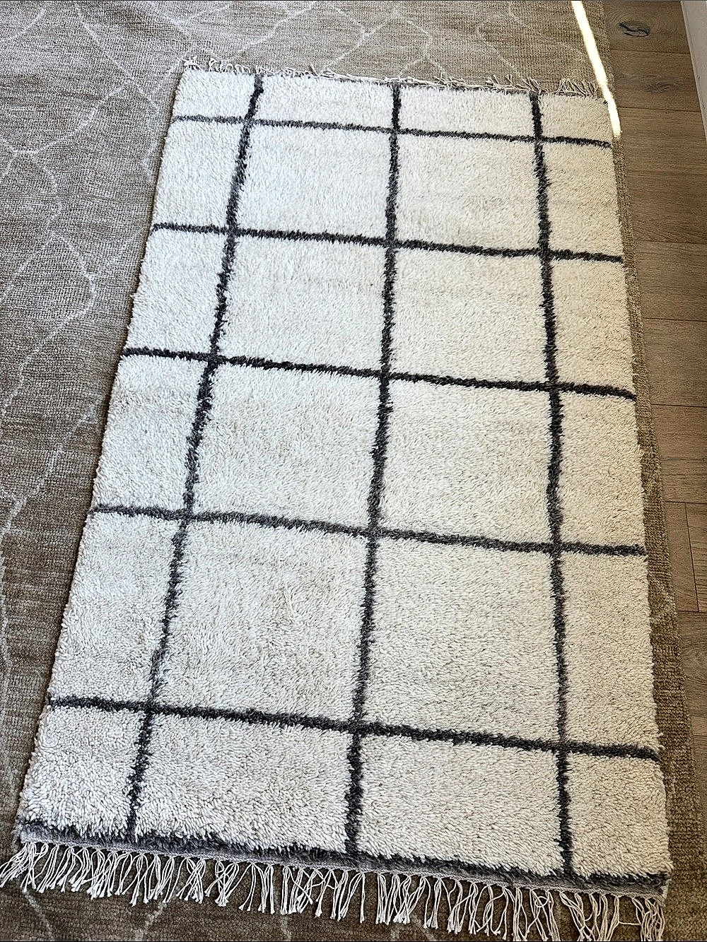 McGee & Co. Holburn 3 x 5 Rug. Checkered Wool Cream & Grey High Pile